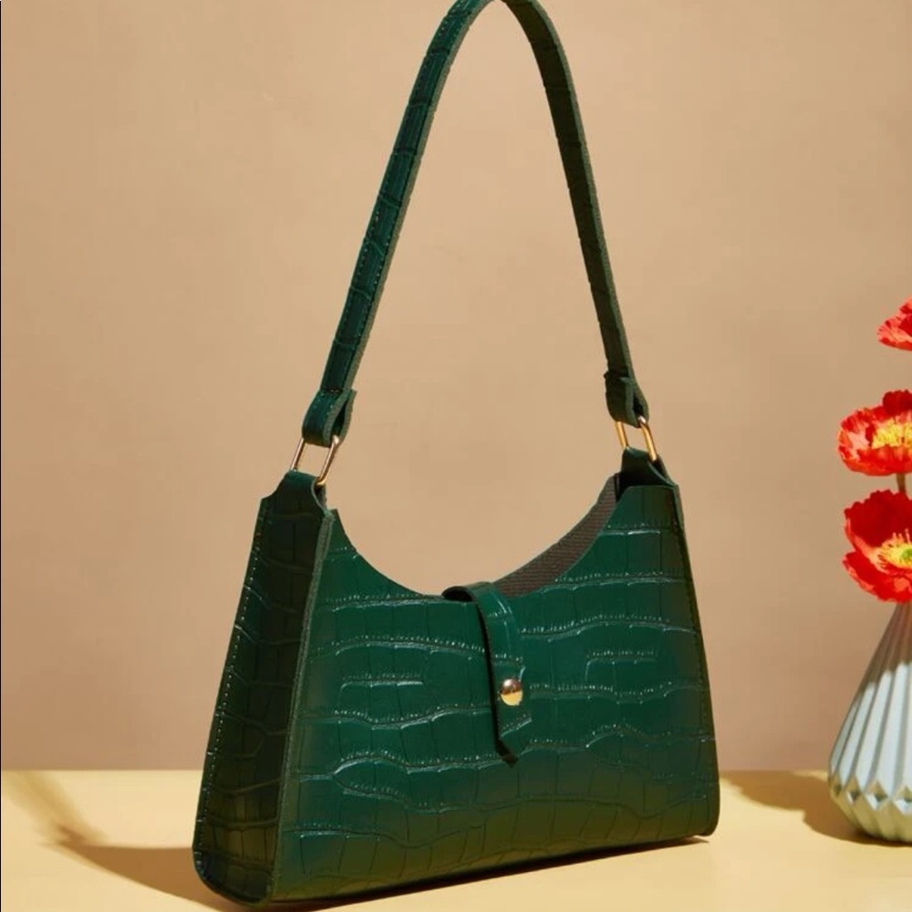 New Green Shoulder Purse